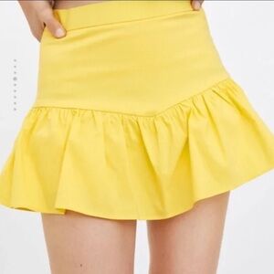 Zara Yellow Drop Waist Ruffle Mini Skort Size Large
